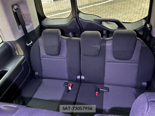 Honda STEP WGN 2016-02 8831801-6