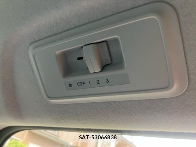 Honda STEP WGN 2013-08 8831809-11