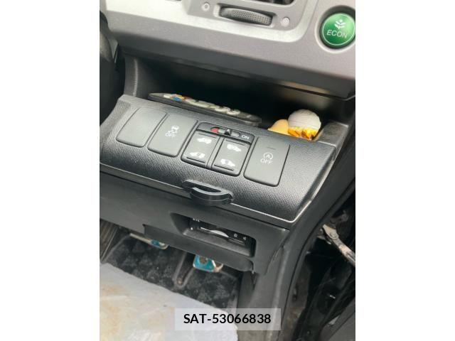 Honda STEP WGN 2013-08 8831809-16