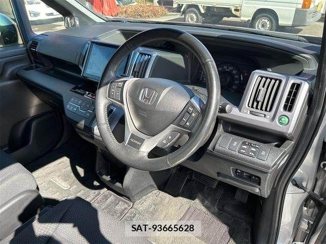 Honda STEP WGN 2014-07 8831810-9