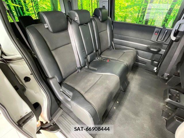 Honda STEP WGN 2014-01 8831806-7