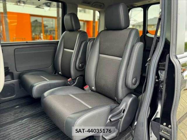 Honda STEP WGN 2020-07 8831783-17