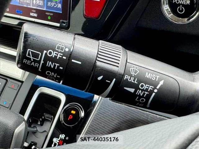 Honda STEP WGN 2020-07 8831783-26