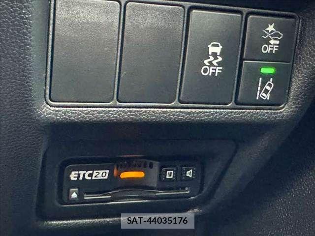 Honda STEP WGN 2020-07 8831783-27