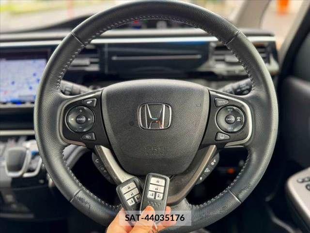 Honda STEP WGN 2020-07 8831783-5