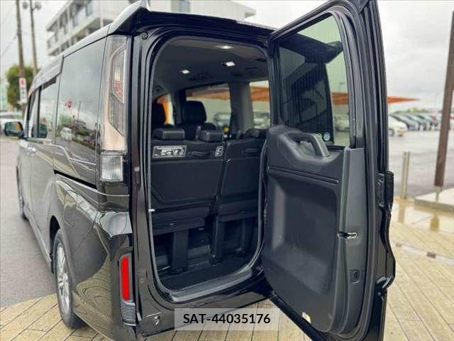 Honda STEP WGN 2020-07 8831783-6