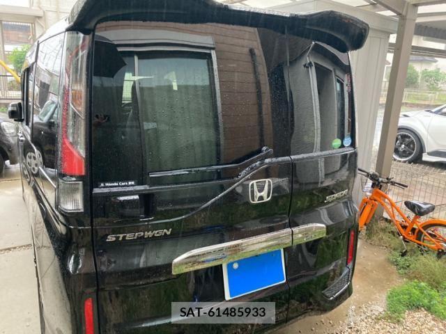 Honda STEP WGN 2016-02 8831797-2