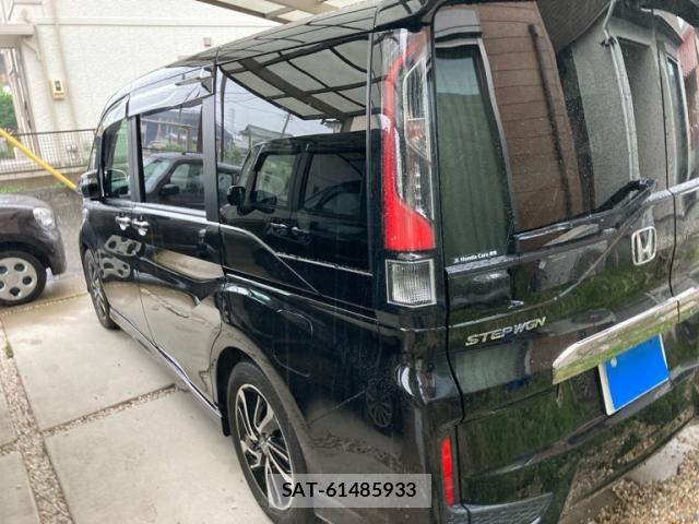 Honda STEP WGN 2016-02 8831797-7
