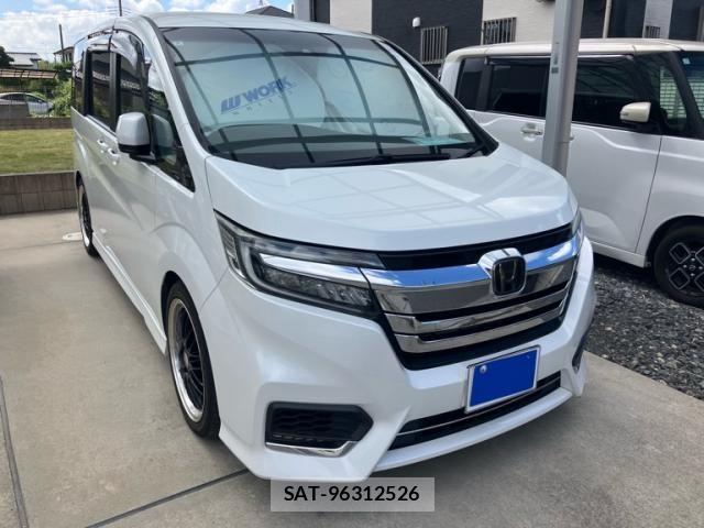 Honda STEP WGN 2018-03 8831798-1