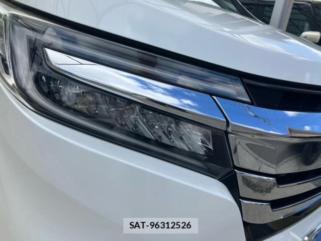 Honda STEP WGN 2018-03 8831798-2