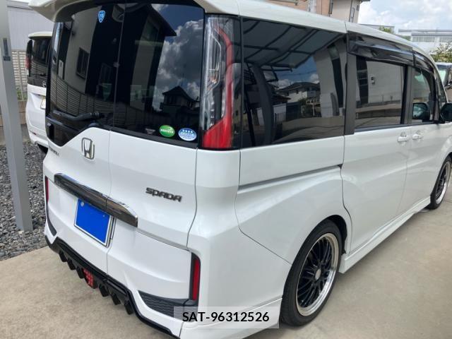 Honda STEP WGN 2018-03 8831798-5