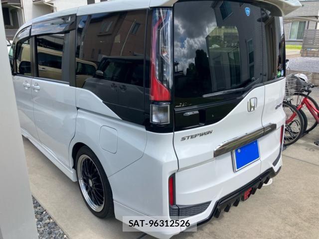 Honda STEP WGN 2018-03 8831798-6