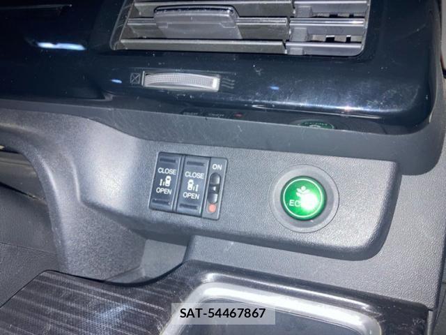 Honda STEP WGN 2017-01 8831803-18