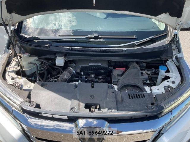 Honda STEP WGN 2017-11 8850734-14