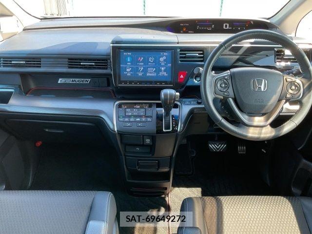 Honda STEP WGN 2017-11 8850734-1