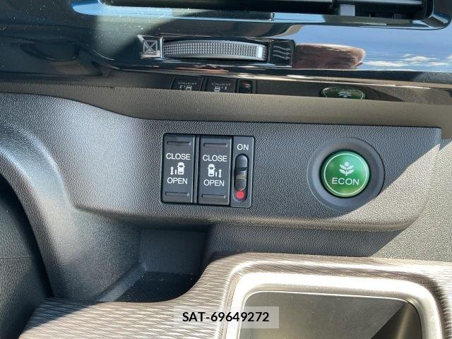 Honda STEP WGN 2017-11 8850734-24