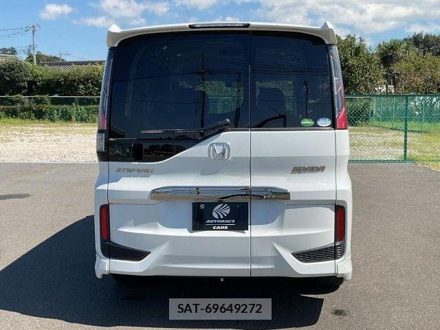 Honda STEP WGN 2017-11 8850734-4