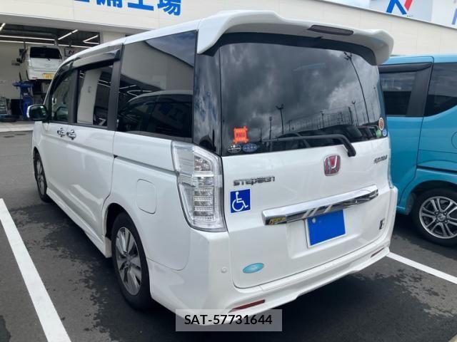 Honda STEP WGN 2014-02 8850741-6