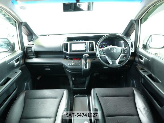 Honda STEP WGN 2013-06 8850739-1