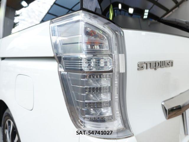Honda STEP WGN 2013-06 8850739-24