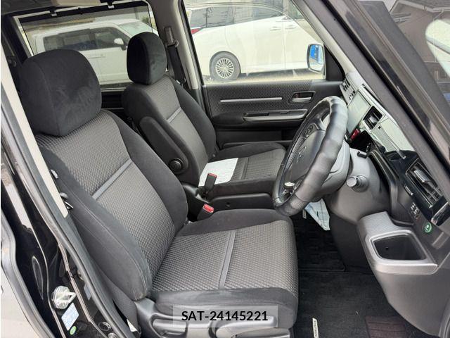 Honda STEP WGN 2015-10 8850737-12