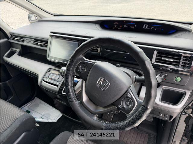 Honda STEP WGN 2015-10 8850737-2