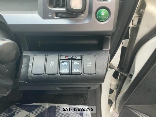 Honda STEP WGN 2013-09 8849964-16