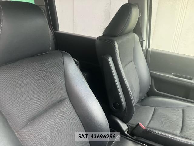Honda STEP WGN 2013-09 8849964-21