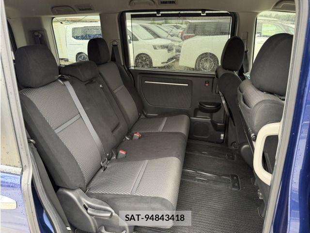 Honda STEP WGN 2017-05 8848082-13