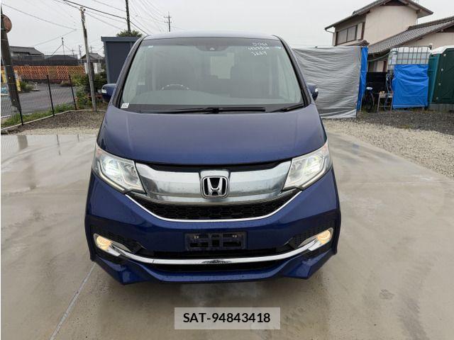 Honda STEP WGN 2017-05 8848082-5