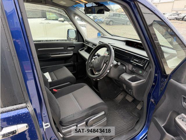 Honda STEP WGN 2017-05 8848082-8