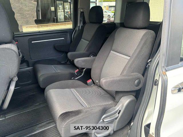 Honda STEP WGN 2015-09 8849221-18