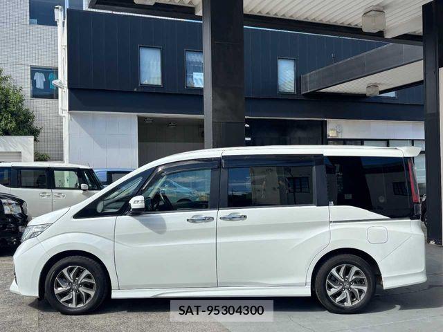 Honda STEP WGN 2015-09 8849221-26
