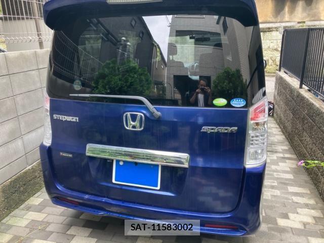 Honda STEP WGN 2010-02 8872143-3
