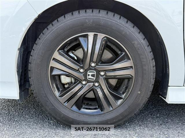 Honda STEP WGN 2019-05 8872133-20