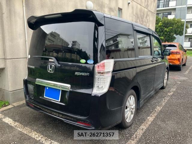 Honda STEP WGN 2010-10 8872142-3