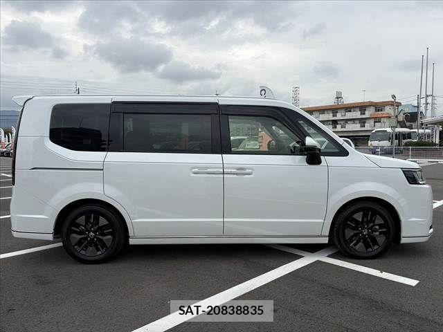 Honda STEP WGN 2023-09 8882330-10