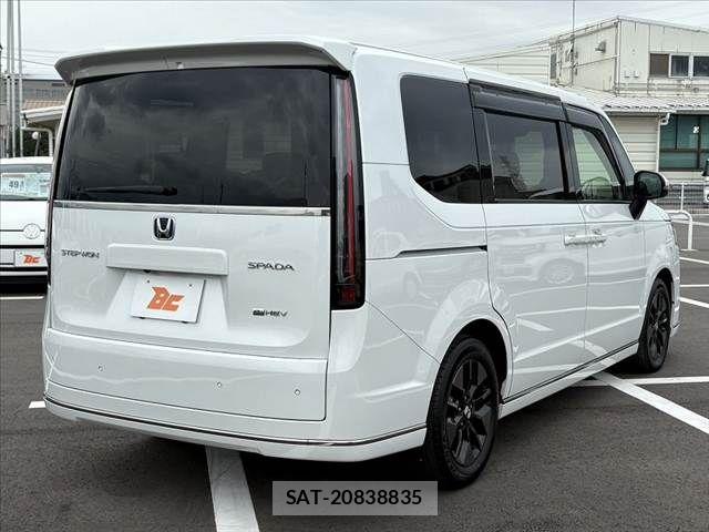 Honda STEP WGN 2023-09 8882330-14