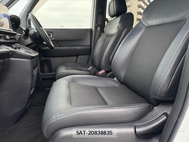 Honda STEP WGN 2023-09 8882330-16