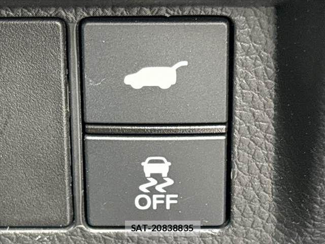Honda STEP WGN 2023-09 8882330-27