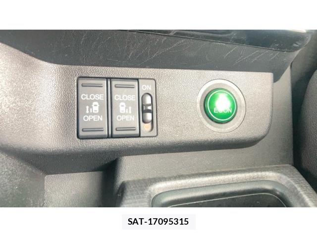 Honda STEP WGN 2022-01 8882333-17
