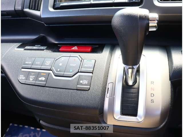 Honda STEP WGN 2010-03 8882354-11