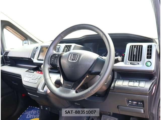 Honda STEP WGN 2010-03 8882354-4