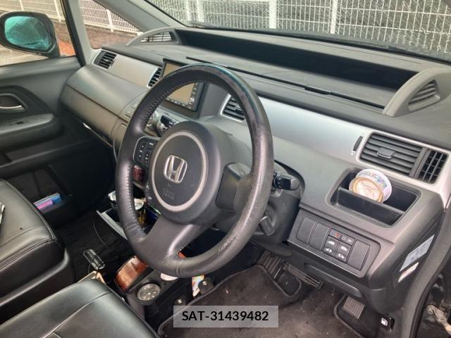 Honda STEP WGN 2008-01 8882366-12