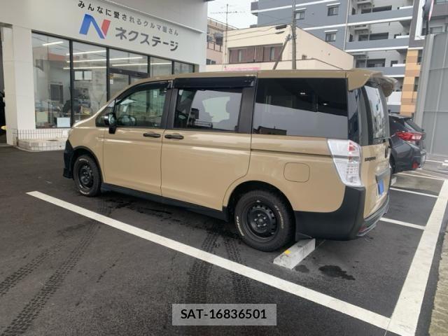 Honda STEP WGN 2010-07 8882356-4