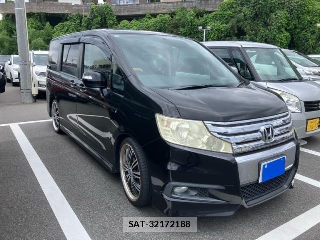 Honda STEP WGN 2012-02 8882365-1