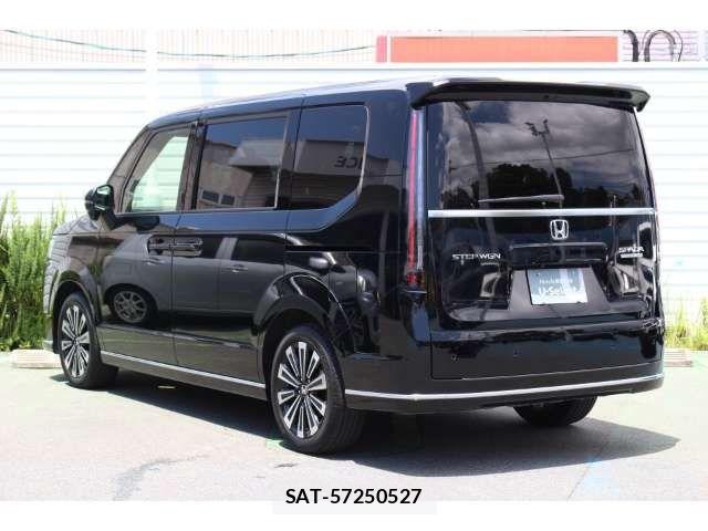 Honda STEP WGN 2024-06 8882326-18