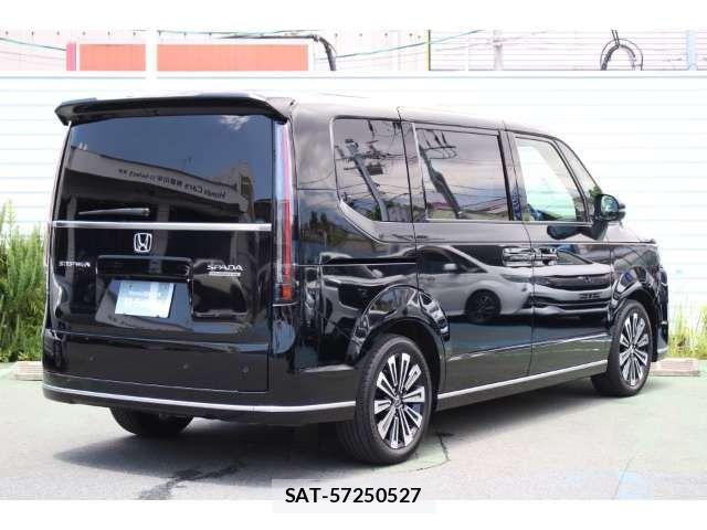 Honda STEP WGN 2024-06 8882326-2