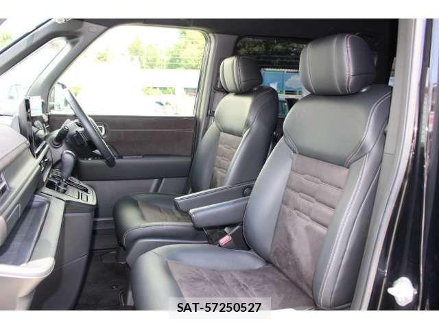 Honda STEP WGN 2024-06 8882326-8
