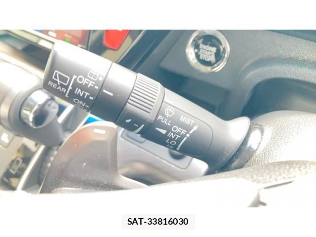 Honda STEP WGN 2022-03 8882327-15